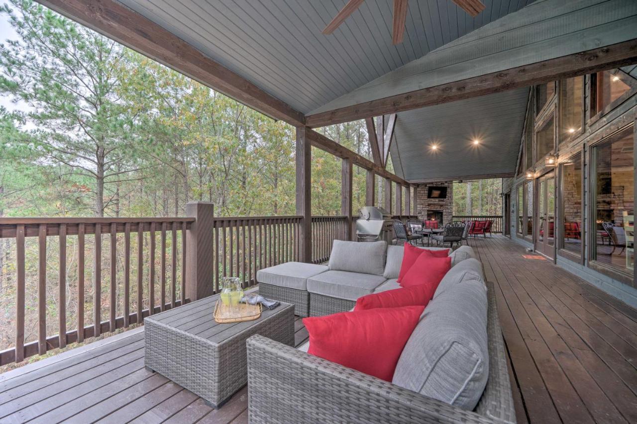 Broken Bow Cabin Deck With Hot Tub And Pool Table! Eksteriør billede
