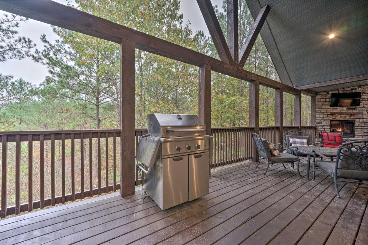 Broken Bow Cabin Deck With Hot Tub And Pool Table! Eksteriør billede